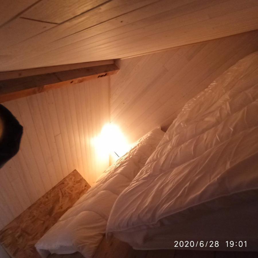 Une Tiny House A Decouvrir Au Coeur De La Cite ! 孔特雷克塞维尔 外观 照片