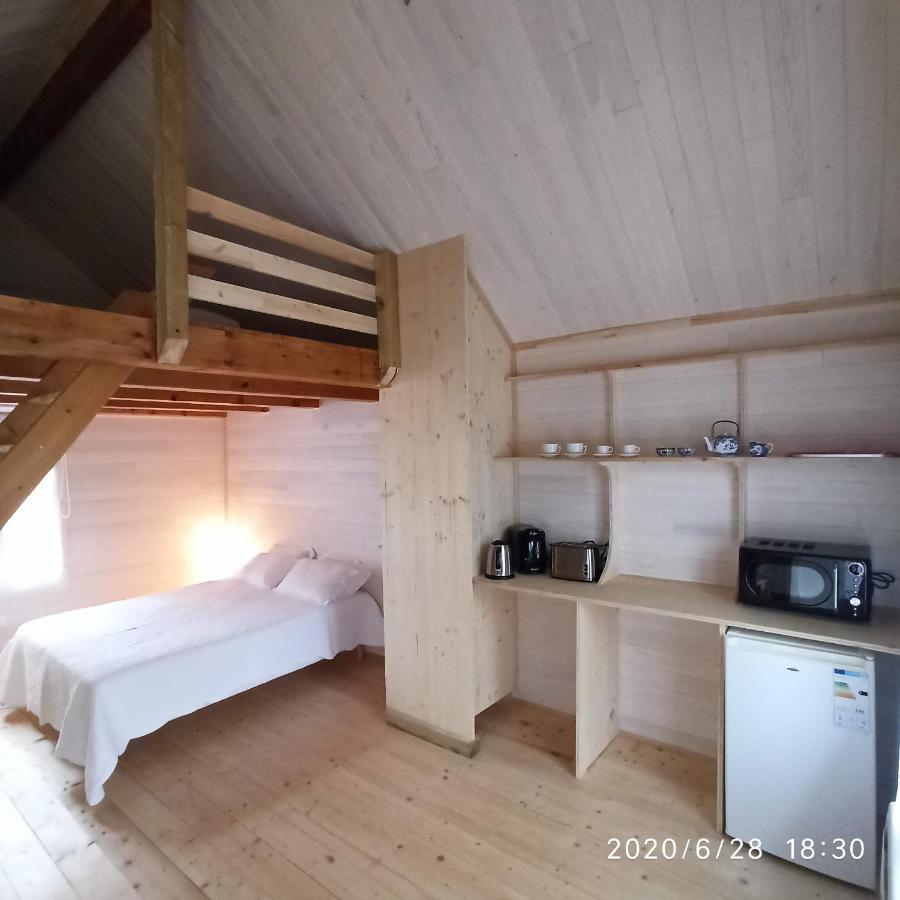 Une Tiny House A Decouvrir Au Coeur De La Cite ! 孔特雷克塞维尔 外观 照片