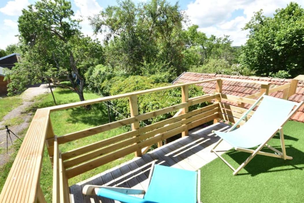 Une Tiny House A Decouvrir Au Coeur De La Cite ! 孔特雷克塞维尔 外观 照片